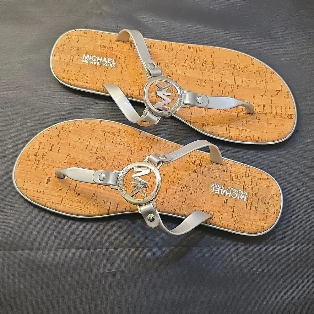 BRAND NEW MICHAEL KORS MK CHARM JELLY FLIP FLOP CORK BOTTOM SANDAL